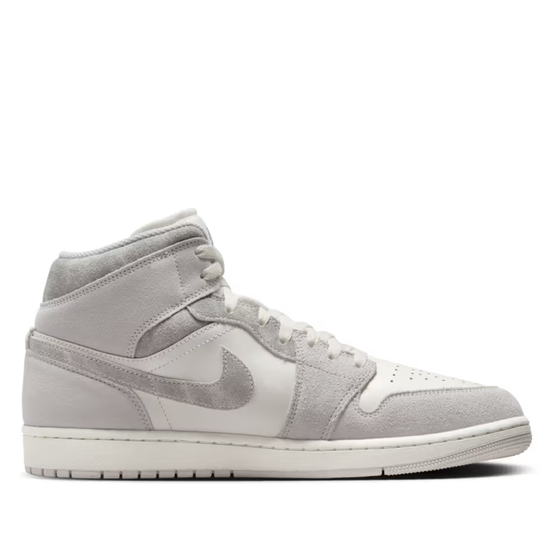 AIR JORDAN 1 MID SE 'NEUTRAL GREY/SMOKE GREY-SAIL'