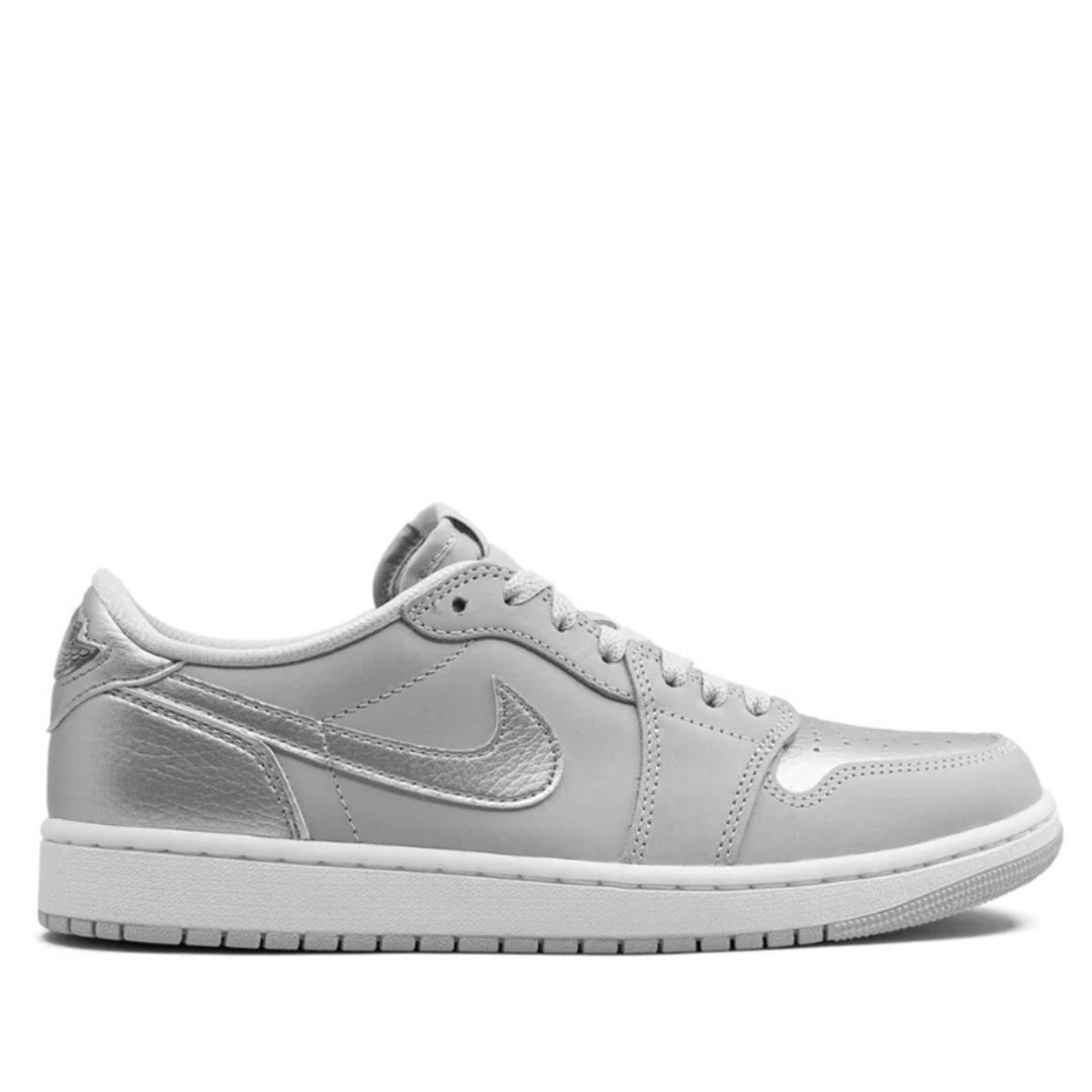 AIR JORDAN 1 RETRO LOW OG 'NEUTRAL GREY/METALLIC SILVER-WHITE'